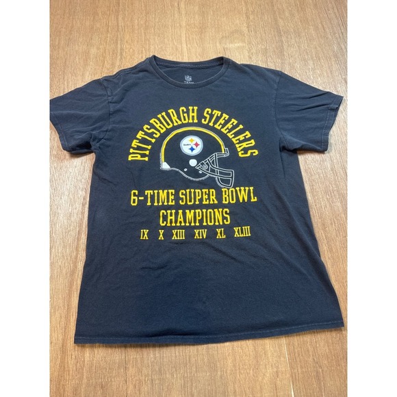 NFL Team Apparel Other - NFL Team Apparel Pittsburgh Steelers 6-Time Super Bowl Champions T-Shirt Mens M